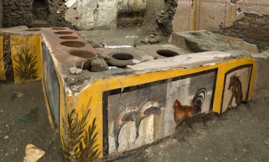 Pompeii ancient street food shop, pompeii archelogical finds, 2000 year old site discovered, pompeii remains, pompeii archelogical site, Trending news, indian express news