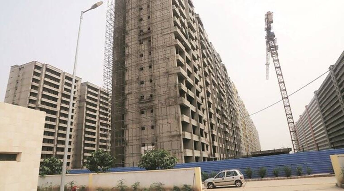 uddhav thackeray, maharashtra real estate, maharashtra real estate premium incentive, maharashtra real estate premium incentive cap, indian express news