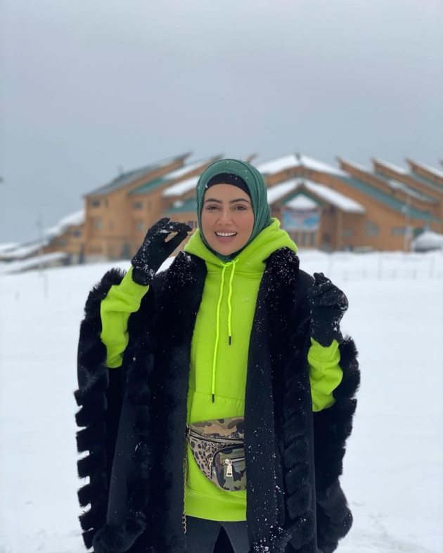 sana khan honeymoon, Sana Khan Anas Sayed honeymoon, Sana Khan Anas Sayed honeymoon photos, sana khan husband,