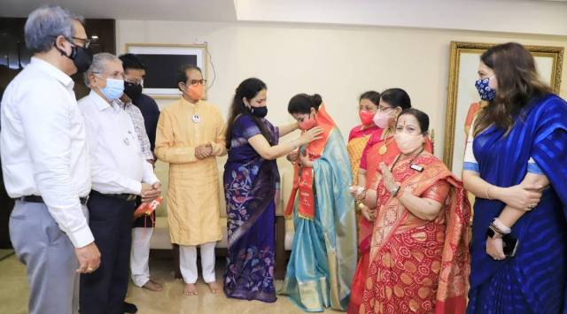 Actor Urmila Matondkar joins Shiv Sena