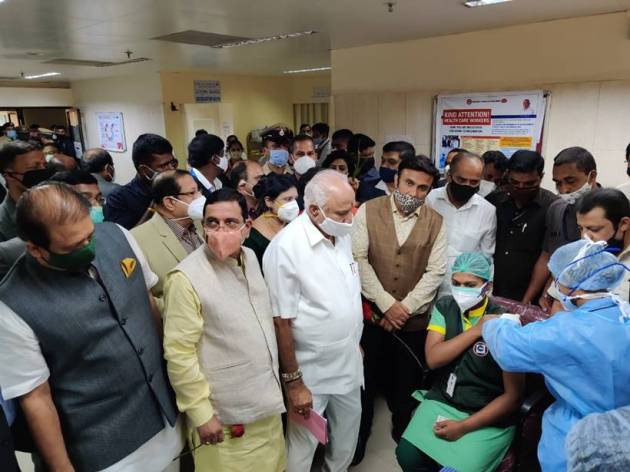 World’s largest Covid-19 inoculation drive begins in India | India News ...