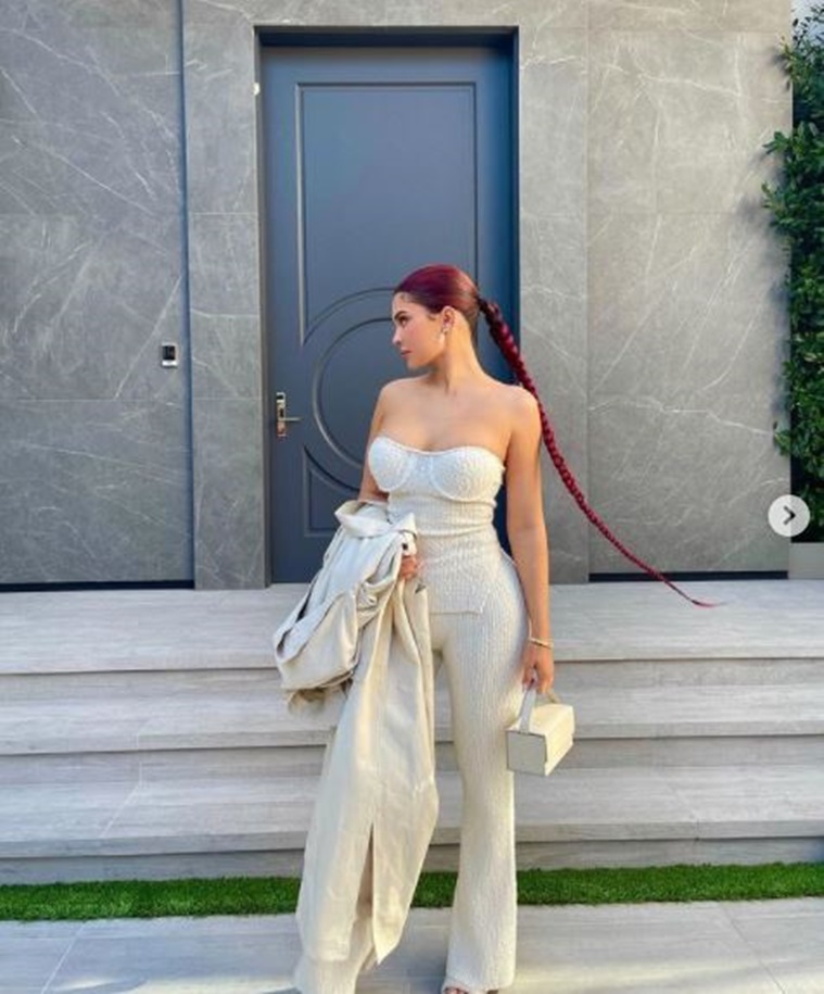 Kylie Jenner Goes Monochrome On The Last Day Of Keeping Up With The Kardashians Shoot Lifestyle News The Indian Express
