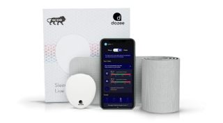 Dozee, Dozee contactless monitoring, Dozee sleep monitoring device, Dozee sleep device, Dozee review, How to setup Dozee, Dozee sleep data
