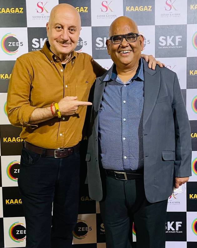 anupam kher at Kaagaz screening