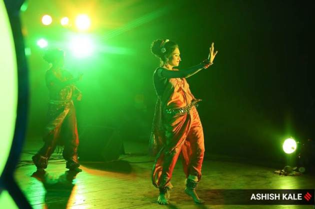 Lavani, Lavani dance form, Lavani dancers, what is Lavani, Lavani dance pictures, Lavani dance form Maharashtra, Lavani dancers performing, Lavani in pandemic, indian express news
