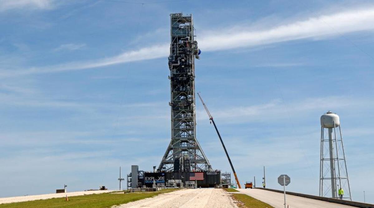 NASA's Space Launch System mobile launcher stands atop Launch Pad 39B for months of testing before it will launch the SLS rocket and Orion spacecraft on mission Artemis 1 at the Kennedy Space Center in Cape Canaveral, Florida, U.S., July 1, 2019. (REUTERS/Thom Baur/File Photo)