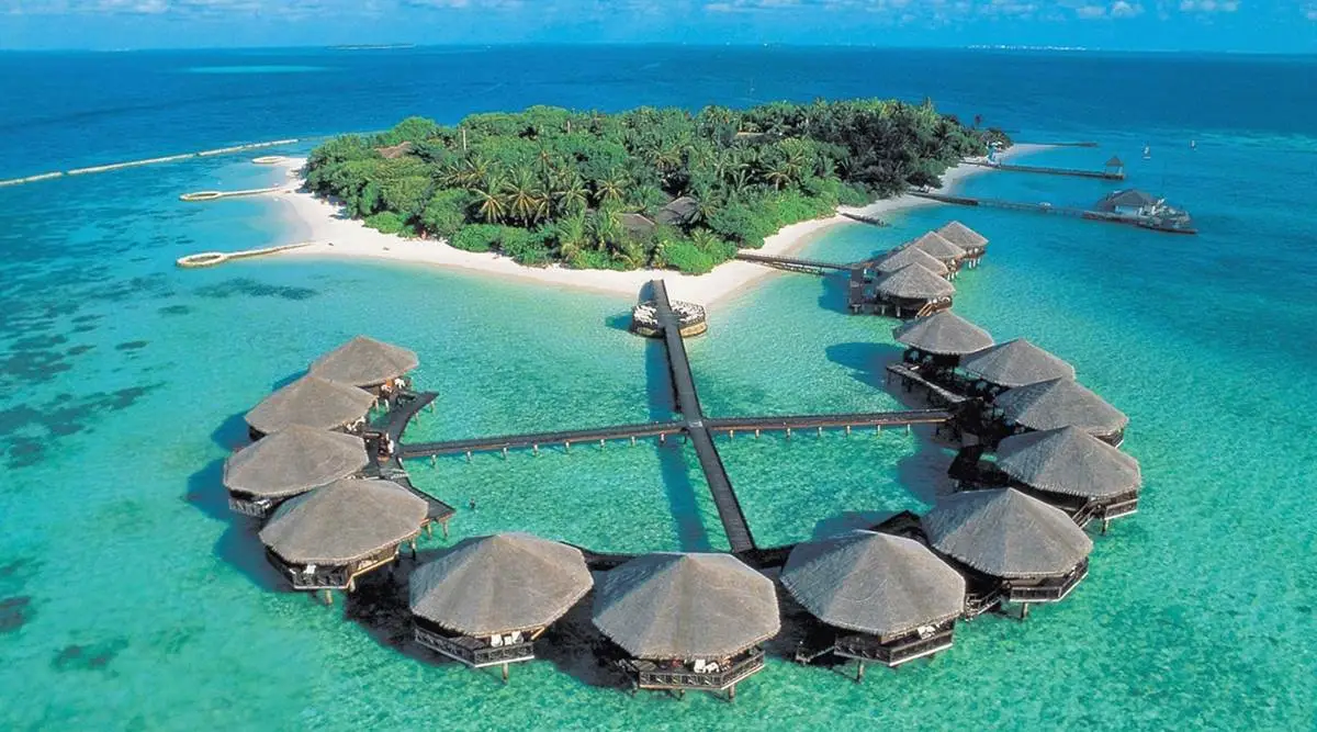 Maldives time now