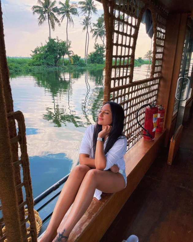 Sonakshi kerela