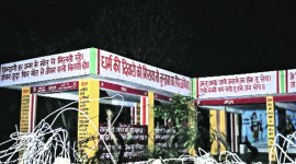 UP crematorium collapse, UP crematorium collapse deaths, Muradnagar crematorium collapse news, indian express news