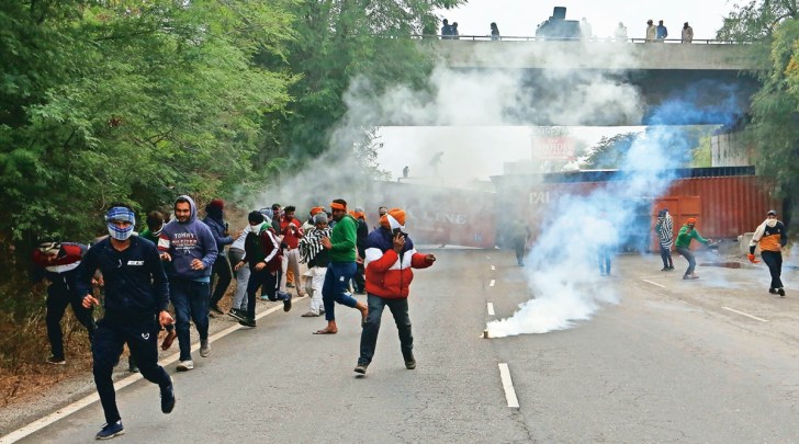 Farmers Protest, Haryana Farmers, Farm Laws, Farmers Union, Haryana Police, Tear Gas Shells, Indian Express News