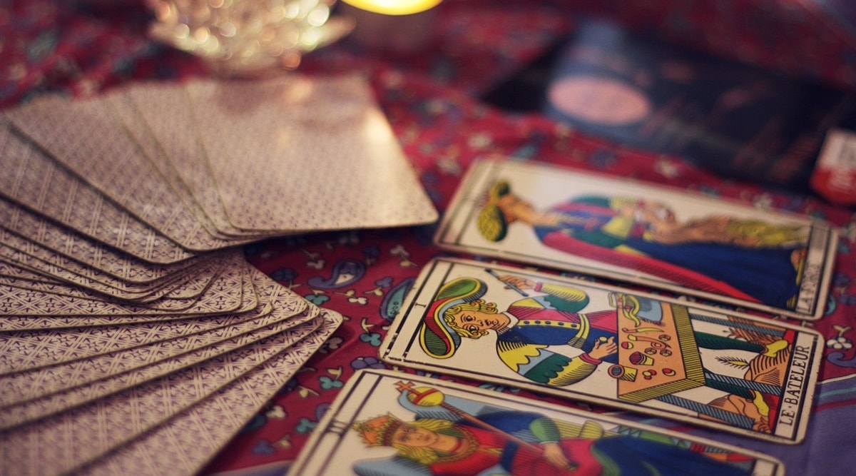 Venus and Moon are the key determinants when it comes to relationships. (Photo: Pixabay)