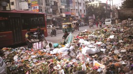 MCD workers unpaid, MCD workers salaries, Delhi Sanitation worker, Delhi High Court, MCD councillors, Delhi news, Idnian express news