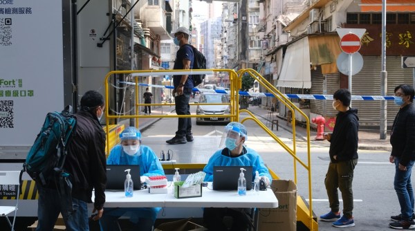 Hong Kong lockdown, Hong Kong COVID-19, Hongkong Kowloon lockdown, Coronavirus Hong Kong news, world news, Indian Express news
