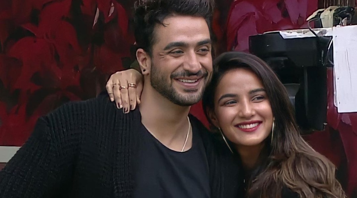 Aly Goni quits Twitter after girlfriend Jasmin Bhasin, his sister get