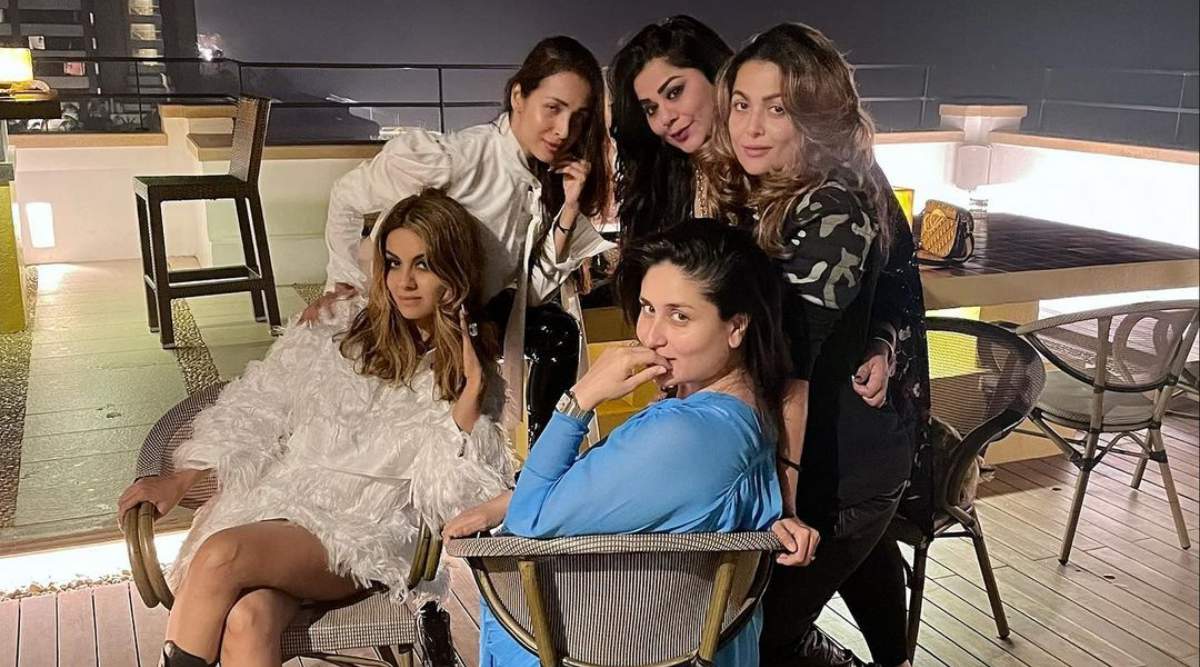 Kareena Kapoor Khan Is Reunited With Her Squad See Photos Entertainment News The Indian Express