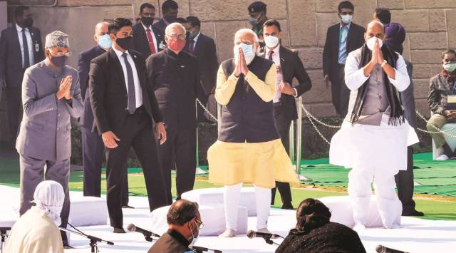 PM at all-party meet: Offer to pause farm laws still on table, Agri Minister just phone call away