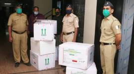 Covid vaccine, coronavirus vaccine kits, India vaccine stocks, Vaccine arrives in Mumbai, Delhi, Covid vaccine photos, First consignment of Covidshield vaccine, Indian express