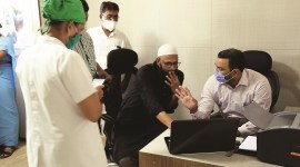 CoWIN glitches, Palghar Covid vaccine rollout, Palghar Covid vaccination drive, Covid health workers, COronavirus cases, CoWIN App platform, Palghar news, Maharashtra news, indian express news