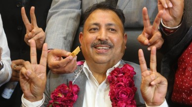 old system of waste collection, chandigarh waste collection, Mayor Ravi Kant Sharma, chandigarh mayor, chandigarh CRAWFED, Hitesh Puri, chandigarh news, indian express