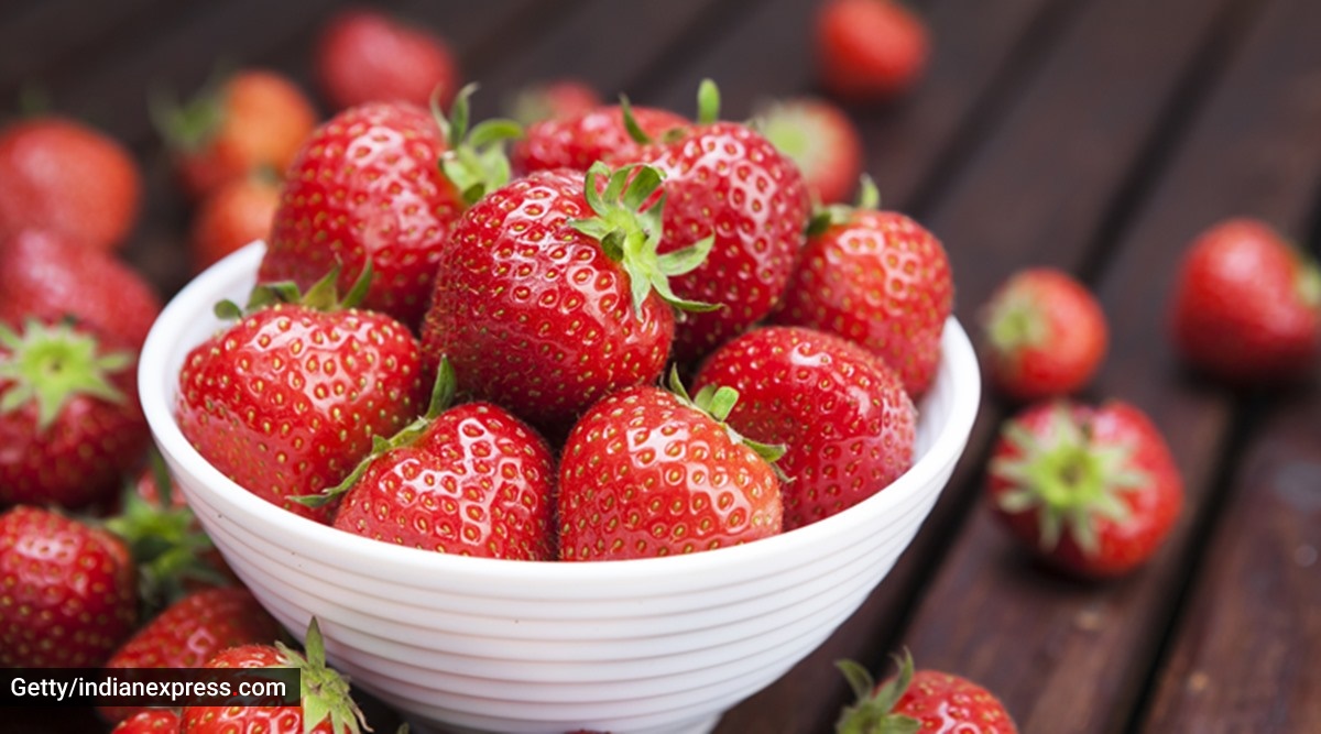 strawberries, how to use strawberries, strawberry benefits, indianexpress.com, indianexpress, winter season, strawberry winter benefits, winter special fruits,