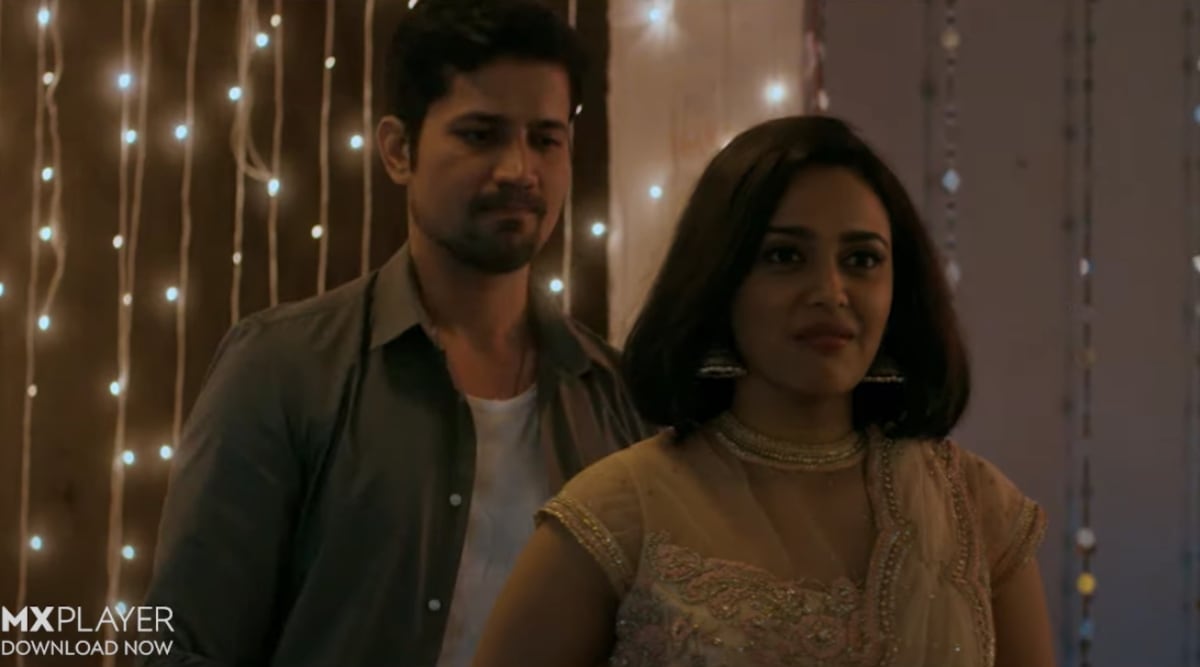 Aapkey Kamrey Mein Koi Rehta Hai trailer: Sumeet, Amol and Swara