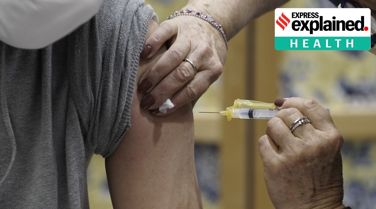 A person receives a Covid-19 vaccine in Tucson, Arizona, US, on Friday, Jan. 15, 2021. (Bloomberg Photo: Cheney Orr, File)