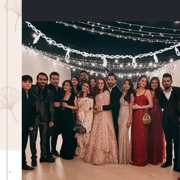 varun, natasha with friends