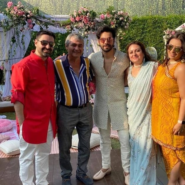 varun with guests