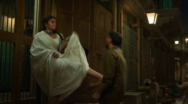 Gangubai Kathiawadi 6 Outstanding Alia Bhatt Moments From The Teaser 