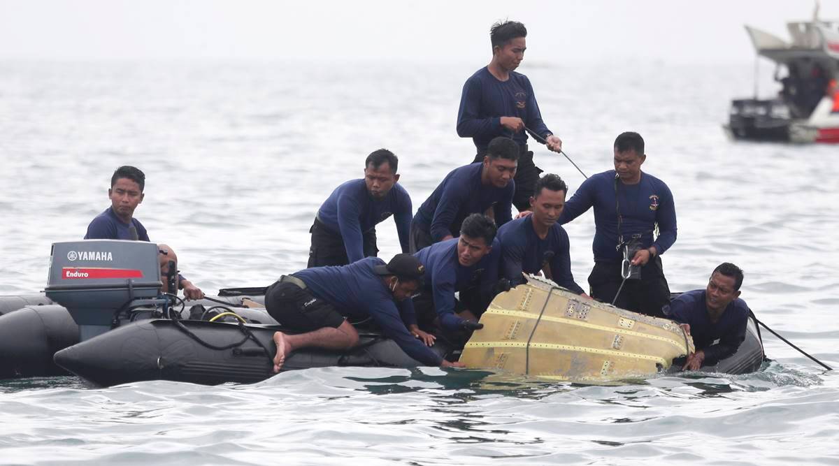 Indonesia Sriwijaya Air crash: Cockpit voice recorder ...