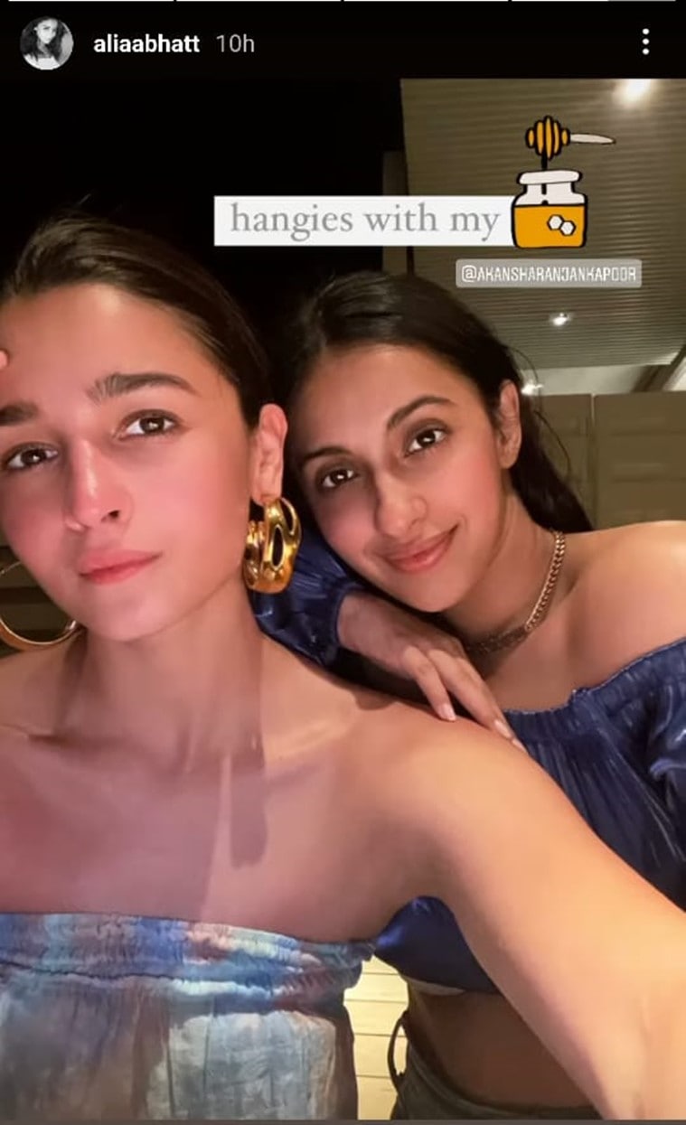 alia bhatt akansha ranjan kapoor vacation pics