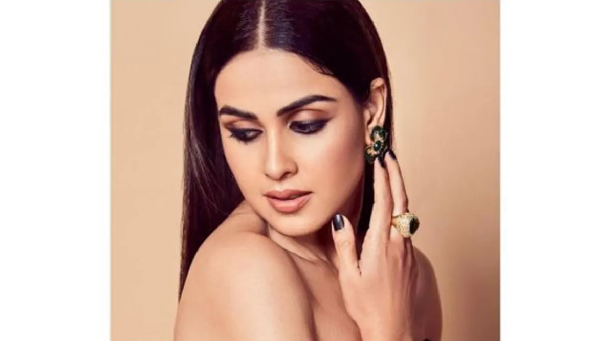 Genelia D Souza Sex X X X Photo - Genelia Deshmukh dazzles in this strapless cocktail gown; see pics |  Fashion News - The Indian Express
