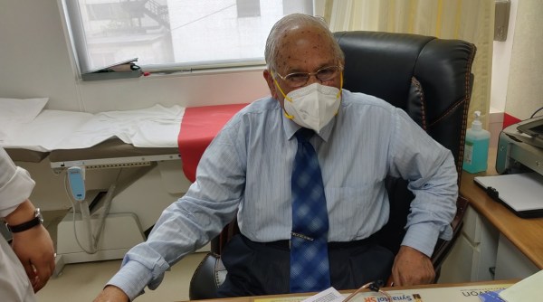 neurophysician, Covid-19 vaccine, Coronavirus vaccine in Pune, Pune latest news, Pune coronavirus cases, pune news, maharashtra news, indian express