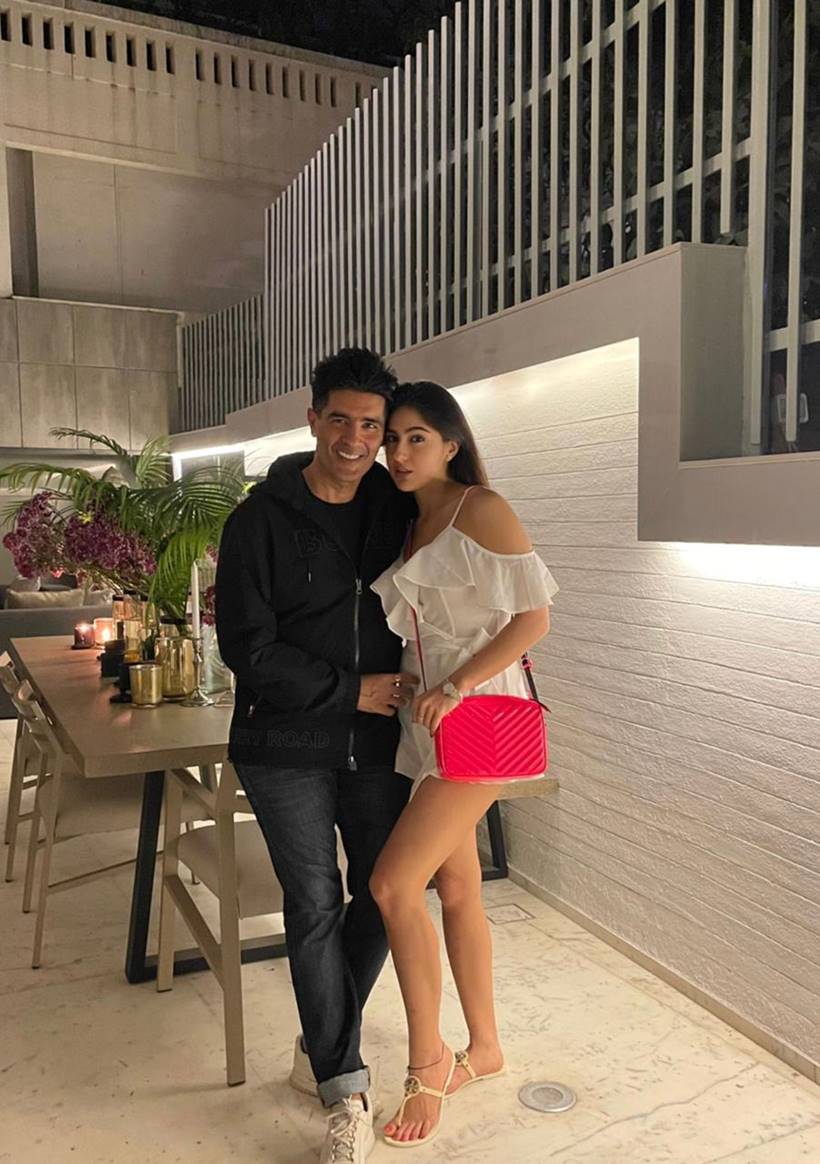 manish malhotra with sara ali khan