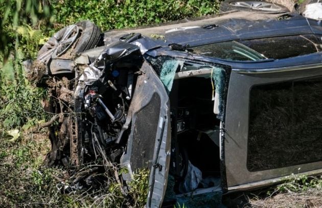 Tiger Woods, Tiger Woods car crash, Tiger Woods accident, Tiger Woods injured, Tiger Woods car damaged, Golfer Tiger Woods, Pics of Tiger Woods