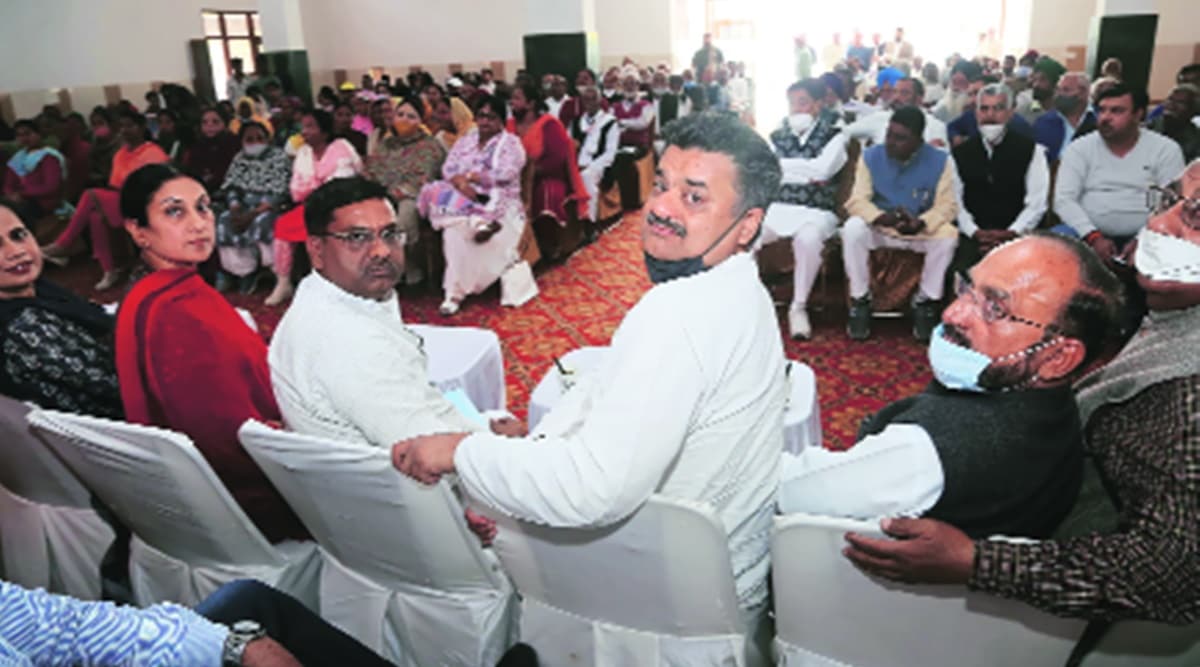 Congress protests against hike in fuel prices, three farm laws