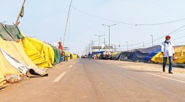 Farmers protest, Sugarcane season, Crowd at Ghazipur protest, Farm laws, Farmer union, delhi news, Indian express news