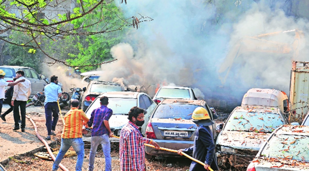 Pune City Police, Shivajinagar, Shivajinagar fire, Shivajinagar fire casualties, Katraj garbage ramp fire, indian express news