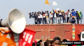 farmers protest, chakka jam, farmers chakka jam, chakka jam at rajasthan haryana border, chakka jam news, indian express news