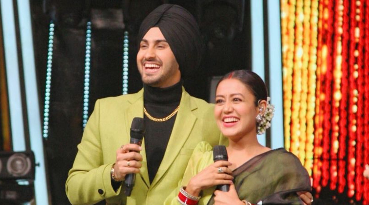 Neha Kakkar and Rohanpreet Singh set the dance floor on fire at friend's  wedding, watch videos | Music News - The Indian Express