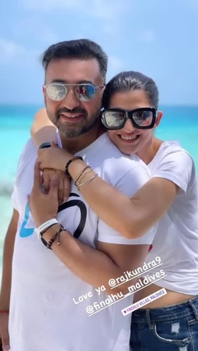 raj kundra, akansha