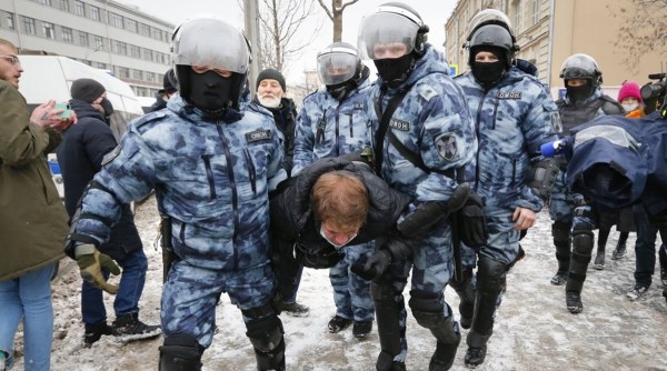 Over 5,000 arrested at pro-Navalny protests across Russia | World News ...