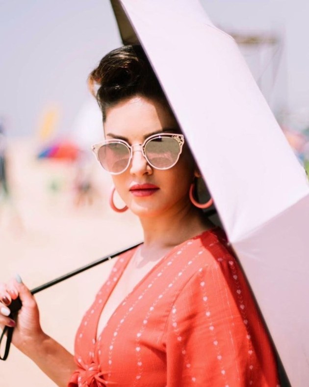 sunny leone