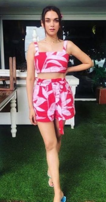 Aditi Rao Hydari Serves Up Summer Style In A Vibrant Beach Outfit