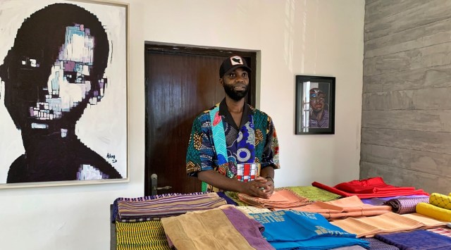 Fashion designer Tsemaye Binitie stands by his custom Aso-Oke fabrics during a workshop in Lagos, Nigeria. (Photo: Reuters)