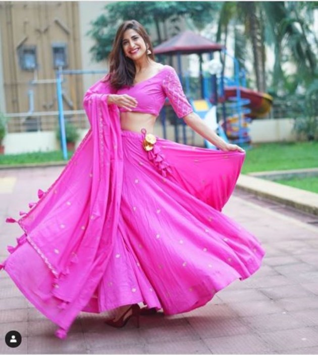 10 Times Aahana Kumra Proved Her Love For Ethnic Wear Lifestyle Gallery News The Indian Express 