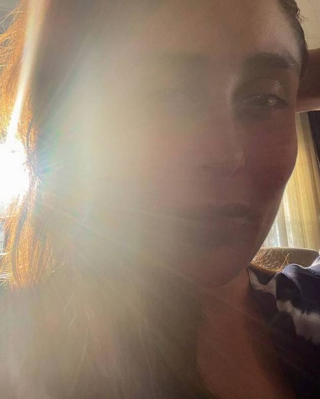 kareena kapoor khan selfie