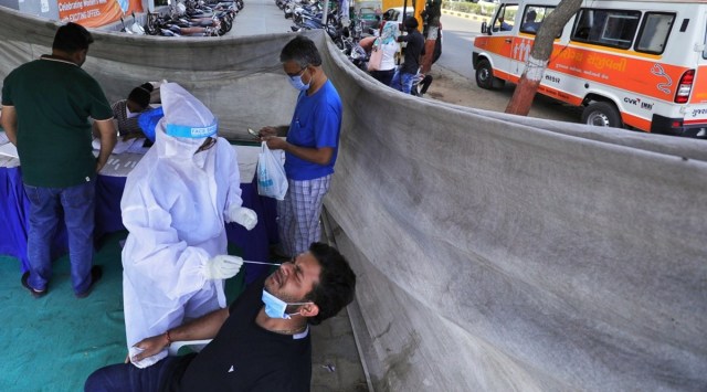 Gujarat Covid vaccination, Gujarat COVID-19 cases, Covid-19 vaccine, Gujarat vacciantion status, Ahmedabad coronavirus vaccine, Surat COVID-19 vaccine, gujarat news, indian express