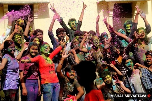 holi, 2021, holi celebrations, festival of colours, indianexpress, indianexpress.com, holi celebrations, holi wishes, when is holi 2021, holi colours, holi 2021 messages, is holi a holiday
