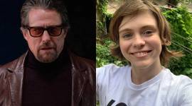 Hugh Grant, Sophia Lillis